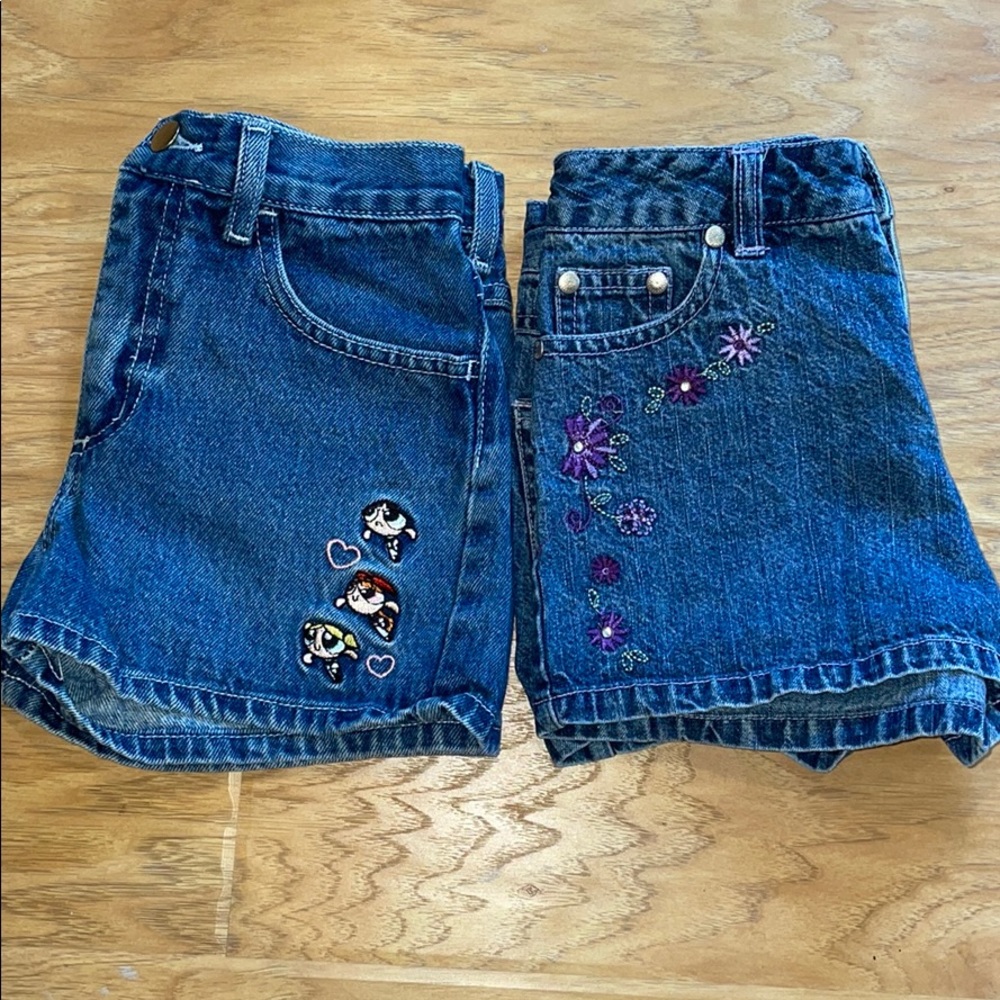 2 pairs of girls jean shorts